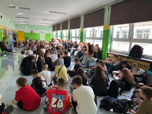 Narodowe Czytanie w SP nr 18 we Wrocławiu: młodzież sięgnęła po „Dziady”