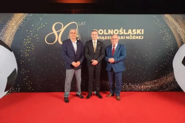 KS Żórawina na gali 80-lecia Dolnośląskiego Związku Piłki Nożnej