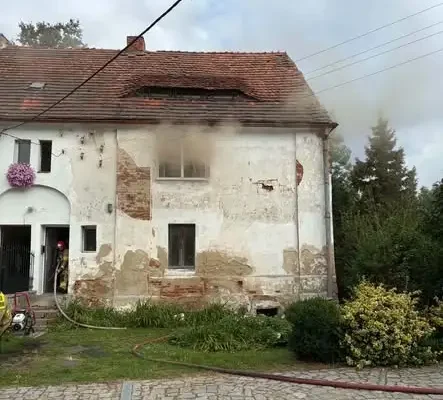 Pożar mieszkania w Wojnarowicach – jedna osoba ranna