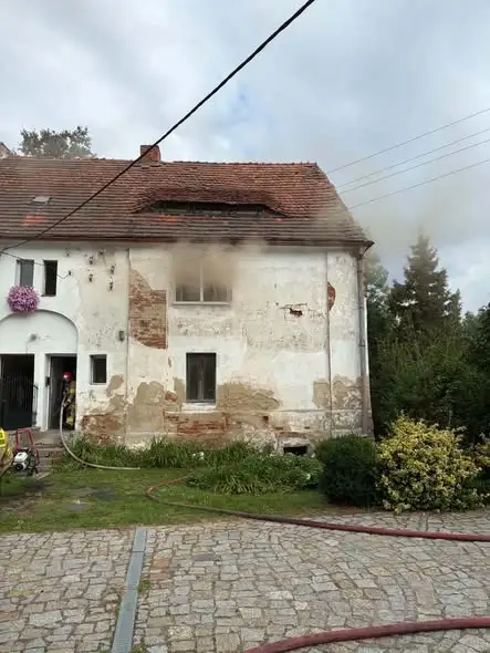 Pożar mieszkania w Wojnarowicach – jedna osoba ranna