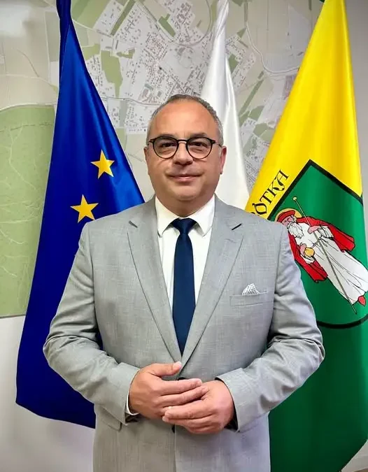Sobótka: nowa burmistrz zaprzysiężona, kończy się misja p.o. burmistrza