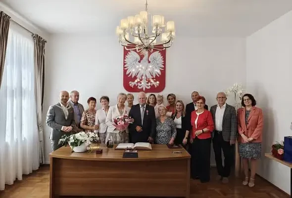 Złote Gody w Gminie Żórawina – Anna i Dezyderiusz Broniszewscy świętują 50-lecie małżeństwa