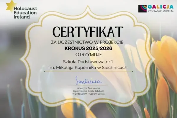Szkoła włączyła się w akcję „Krokusy” — lekcja pamięci o ofiarach Holokaustu