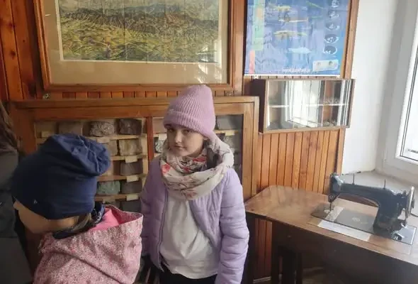 Klasa 4B z SP 81 w podziemiach kopalni w Nowej Rudzie
