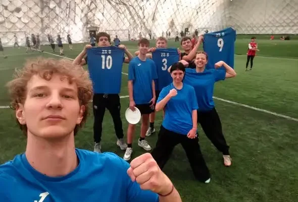 Wrocławscy uczniowie najlepsi w Ultimate Frisbee – pierwszy turniej sezonu rozstrzygnięty