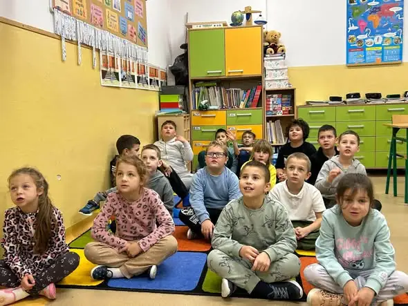 Uczniowie z klas 1-3 poznają zasady bezpieczeństwa w internecie