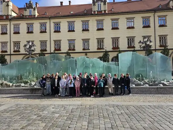 Trzecioklasiści z wrocławskiej szkoły z wizytą u prezydenta Sutryka
